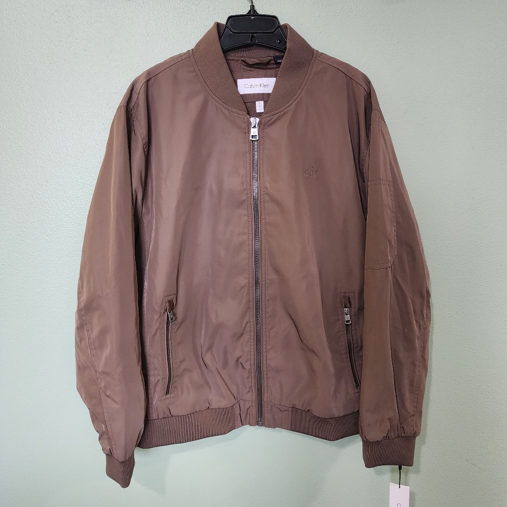 ❗️NWT❗️Men's Calvin Klein Zip Front Bomber Jacket Dark Tan Size XL